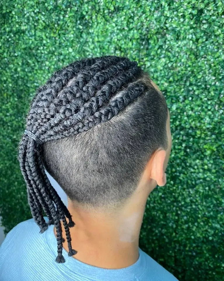 Galeria Sandra das Tranças em Santos-SP, penteado afro artesanal 08