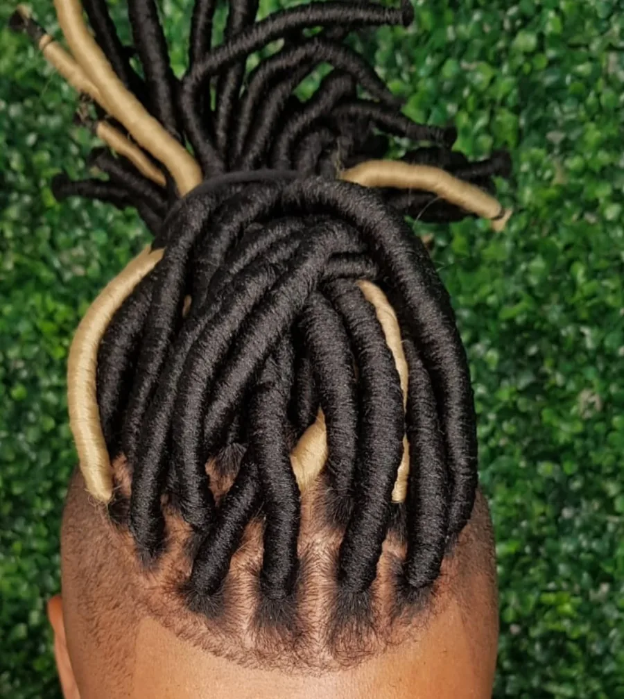 Galeria Sandra das Tranças em Santos-SP, penteado afro artesanal 15