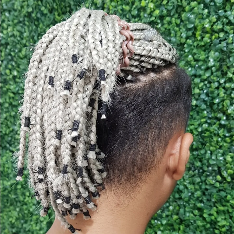 Galeria Sandra das Tranças em Santos-SP, penteado afro artesanal 16